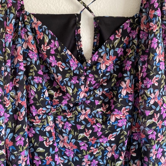 ALL IN FAVOR NWT Floral Sweetheart Neck Long Sleeve Mini Dress Size Medium - Picture 10 of 11